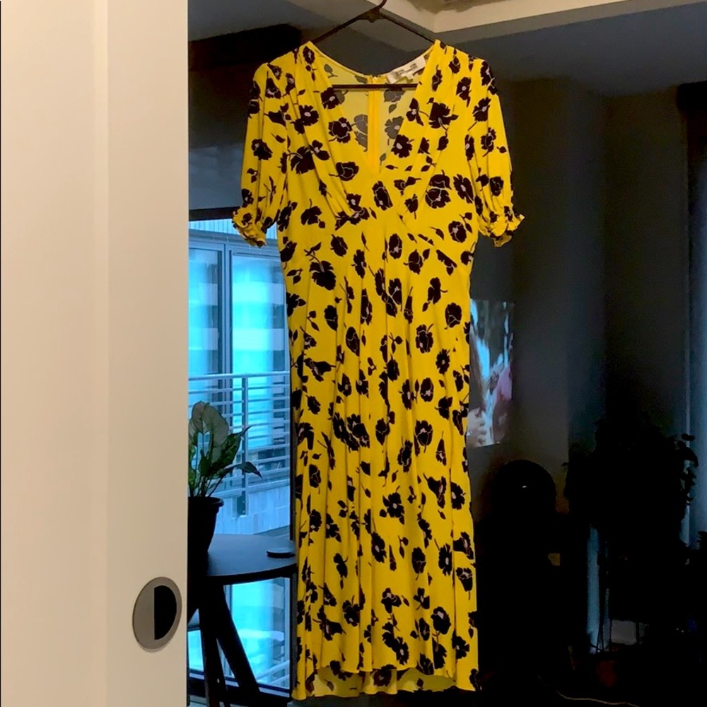 Floral Print DvF Knee-length Dress